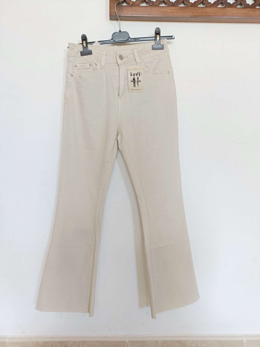 Pantalón campana beige - Imagen 3